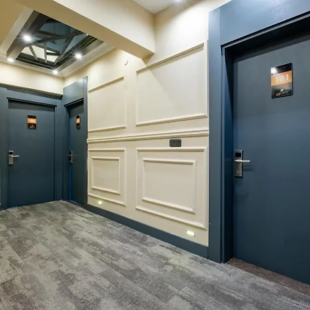 Frt Aırlınes Otel Arnavutkoy