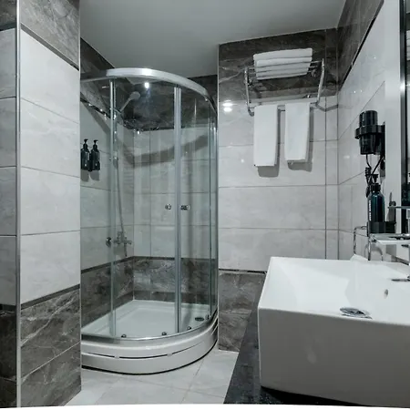 Frt Aırlınes Otel 3*