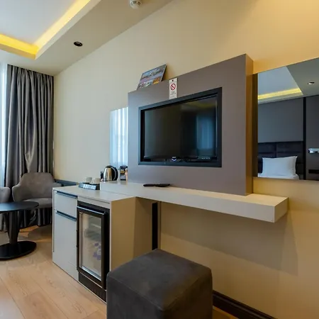 Frt Aırlınes Otel Arnavutkoy