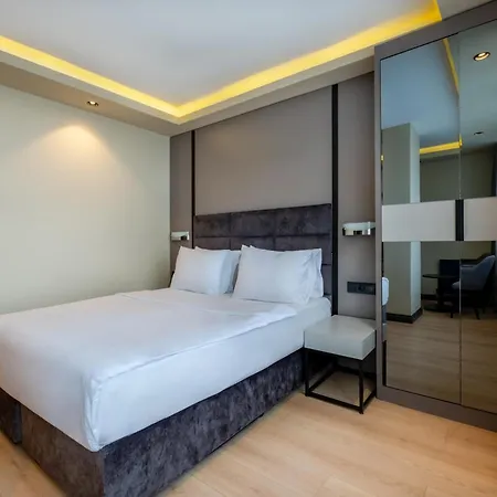 Frt Aırlınes Otel Arnavutkoy